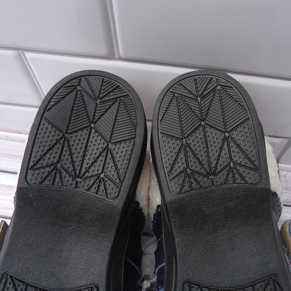 SIZE 11 D. SPENCO leather comfortable slip-on mules. - Picture 12 of 16